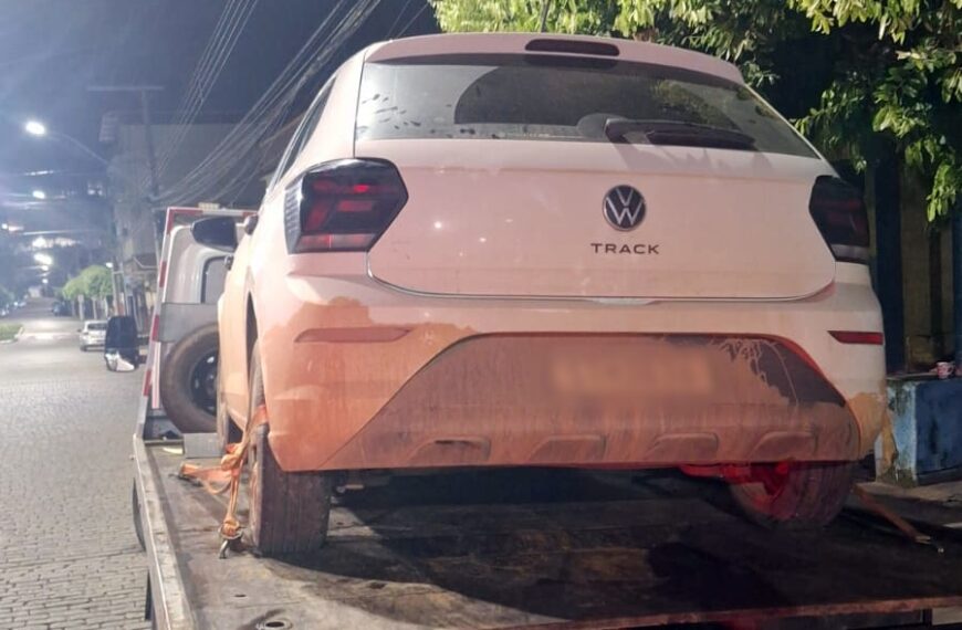 Carro com registro de roubo no RJ e usado em crime na zona rural é apreendido pela PM em Leopoldina