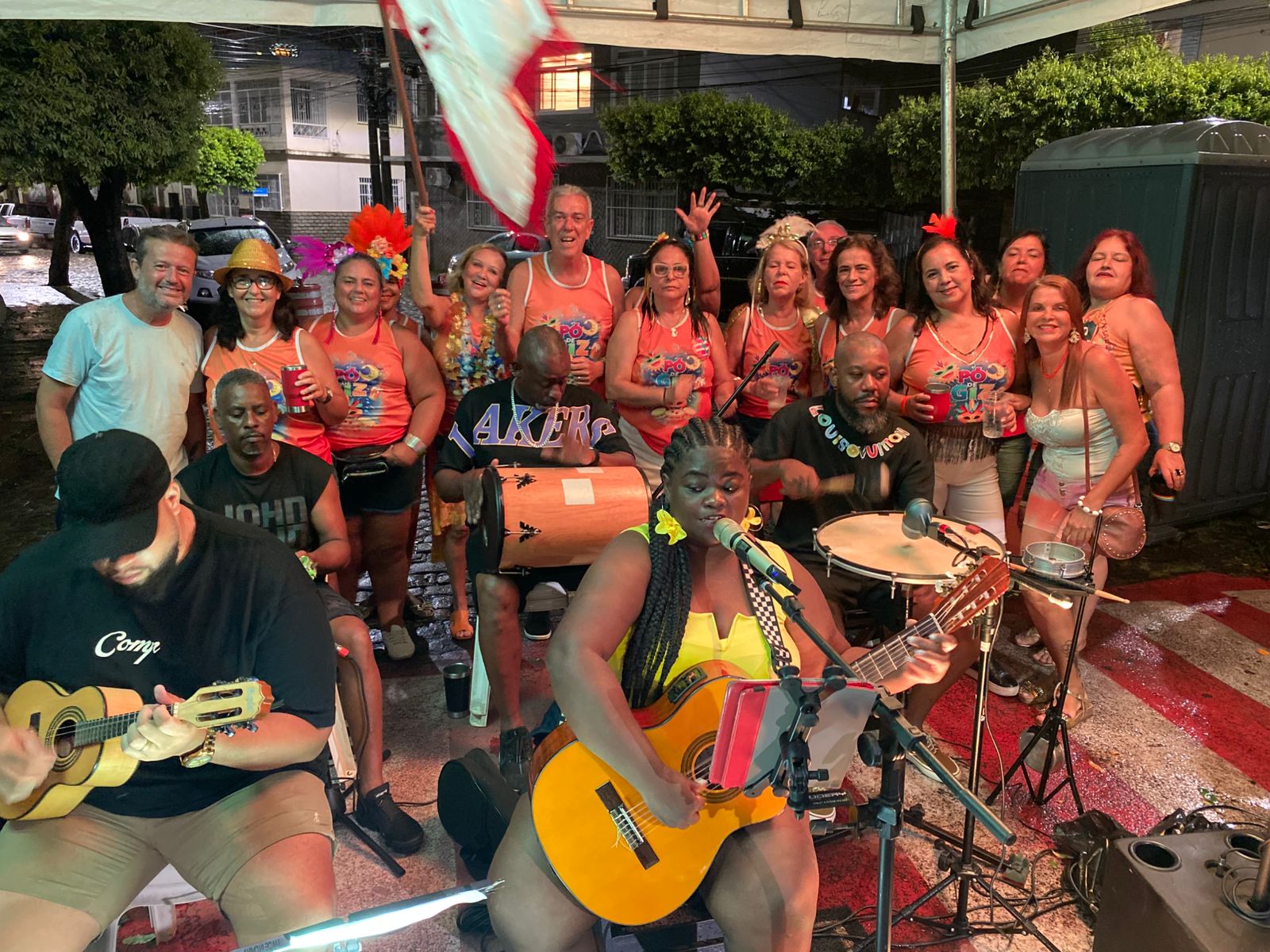 Carnaval em Leopoldina começa com festa nas ruas e clima de muita animação