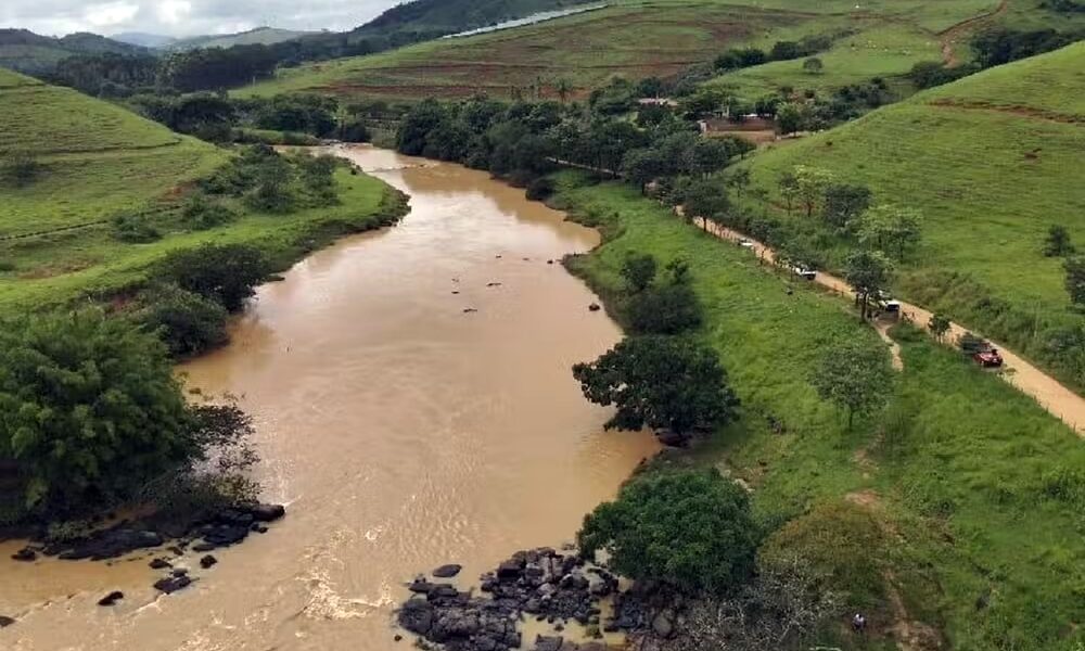 Corpo de jovem que se afogou em cachoeira após escorregar é recuperado em Astolfo Dutra