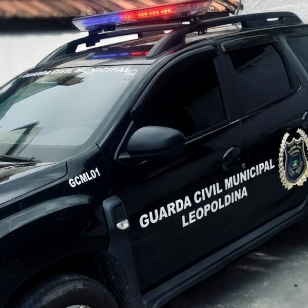 Homem em situação de rua é preso após exigir dinheiro e ameaçar comerciante em Leopoldina