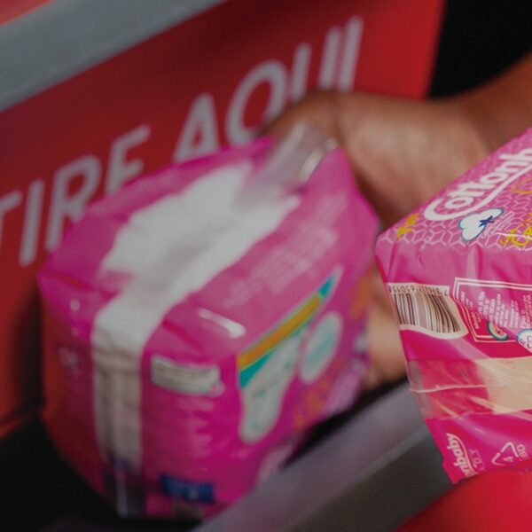 Prefeitura de Leopoldina passa a distribuir absorventes gratuitos pelo Programa Dignidade Menstrual