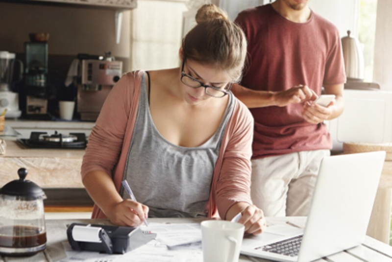 Consumo responsável: 7 dicas práticas para reduzir suas contas domésticas