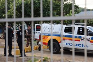 Megaoperação contra facções do tráfico de drogas prende sete pessoas em Além Paraíba