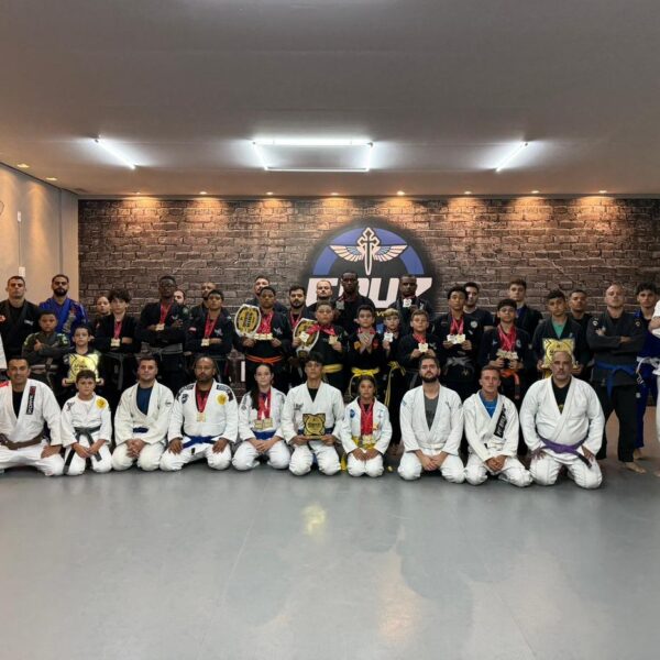 Equipe leopoldinense se destaca com 38 medalhas durante competição de Jiu-Jitsu em Ubá