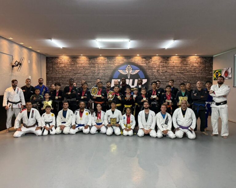 Equipe leopoldinense se destaca com 38 medalhas durante competição de Jiu-Jitsu em Ubá