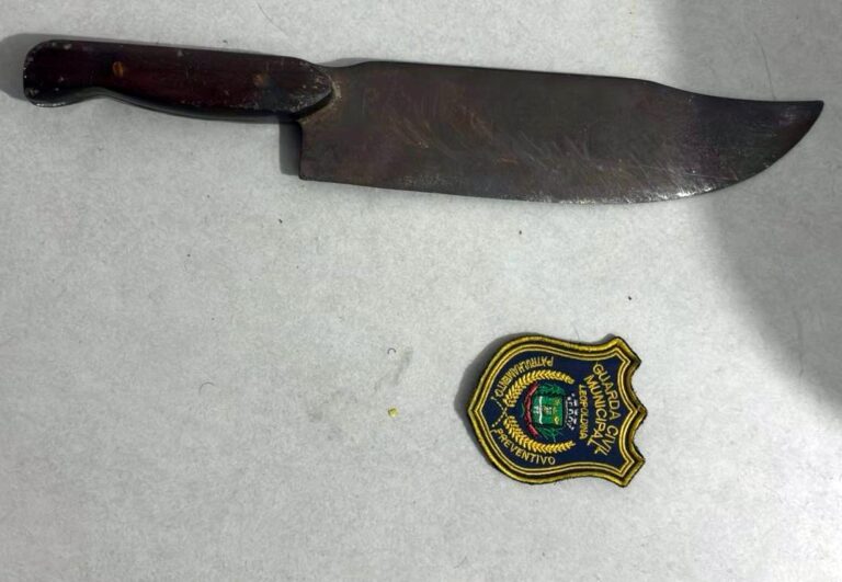 GCM de Leopoldina prende homem que usava facão para intimidar adolescentes na Vila Miralda