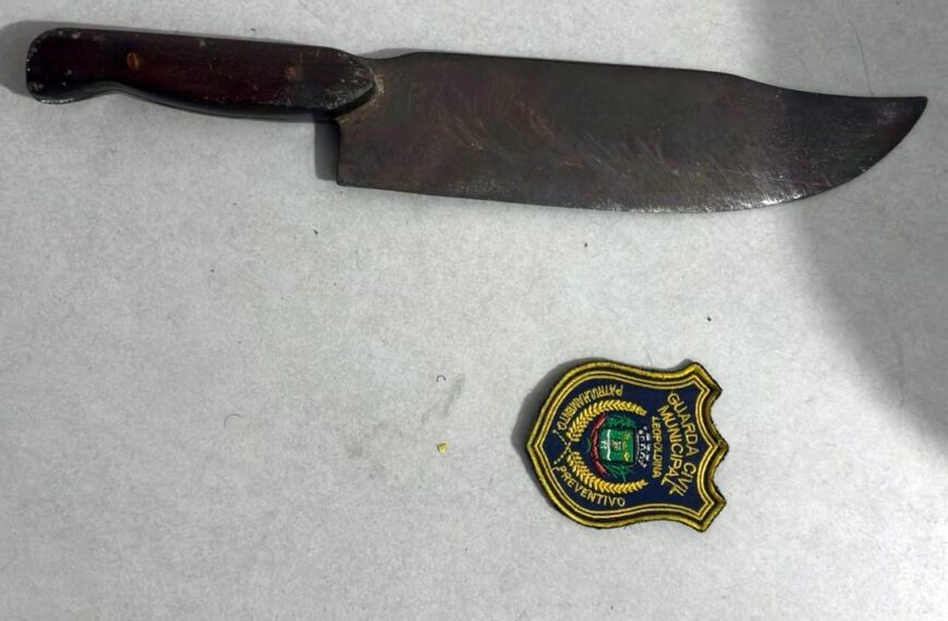 GCM de Leopoldina prende homem que usava facão para intimidar adolescentes na Vila Miralda