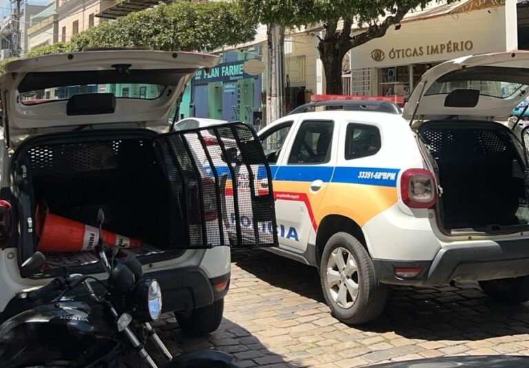 Homem é preso após pular de janela de pousada e danificar toldo de loja em Leopoldina