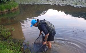 Leopoldina promove ação ambiental no Dia Mundial da Água com troca de recicláveis por mudas