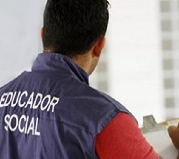 Prefeitura de Leopoldina abre processo seletivo com 6 vagas para educador social