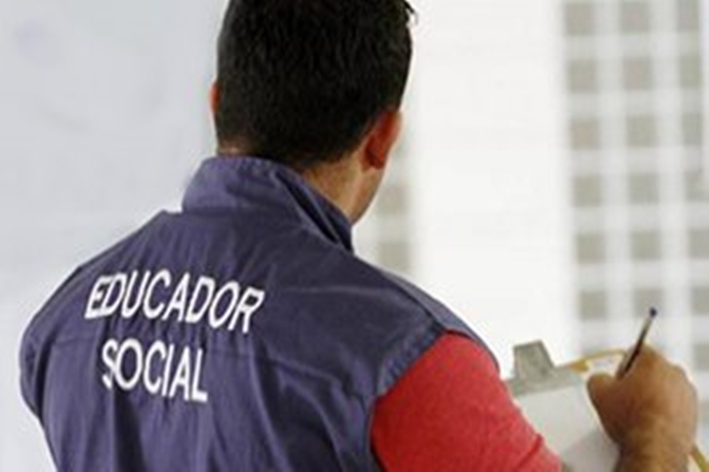 Prefeitura de Leopoldina abre processo seletivo com 6 vagas para educador social