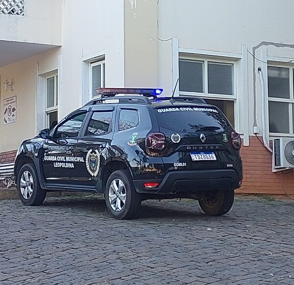 Motociclista é preso por embriaguez ao volante após acidente em Leopoldina