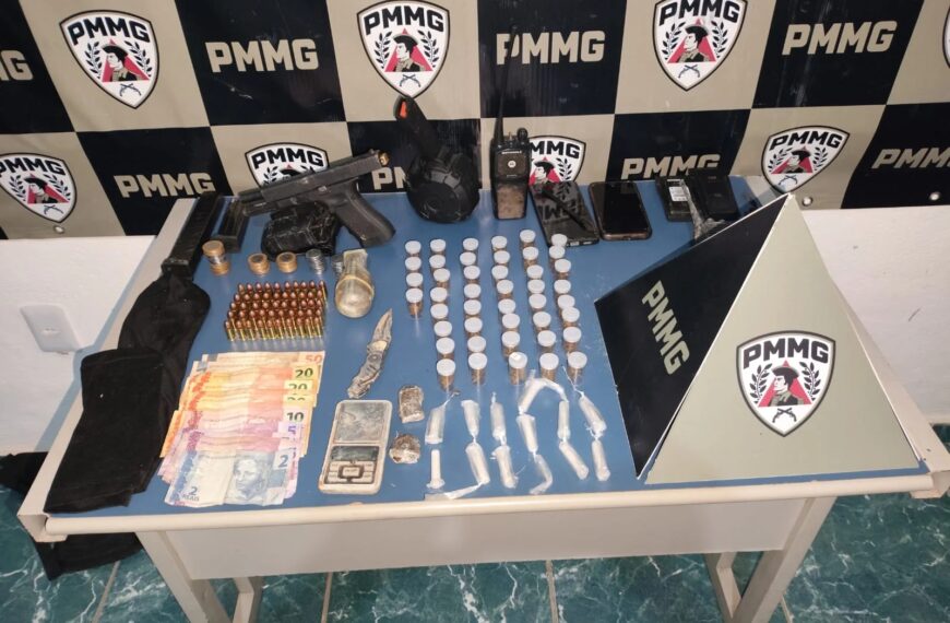 Dupla é presa com granada durante operação da PM em Além Paraíba