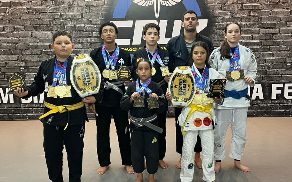 Equipe leopoldinense Cruz BJJ brilha na primeira etapa do Campeonato Mineiro em Belo Horizonte