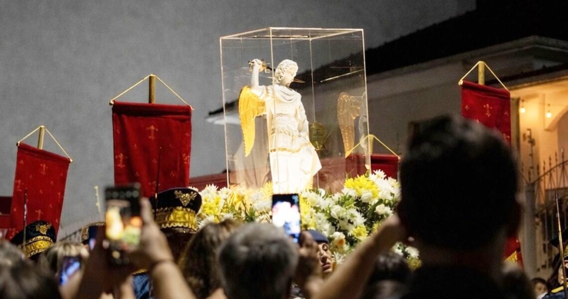 Imagem Peregrina de São Miguel Arcanjo chega a Leopoldina em missão nacional