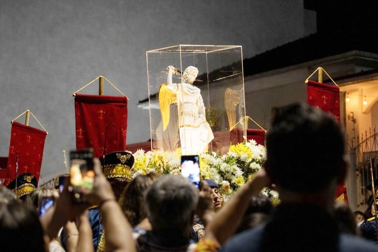 Imagem Peregrina de São Miguel Arcanjo chega a Leopoldina em missão nacional