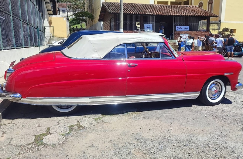Motorock 2026 ganha atração especial com exposição de carros antigos em Leopoldina