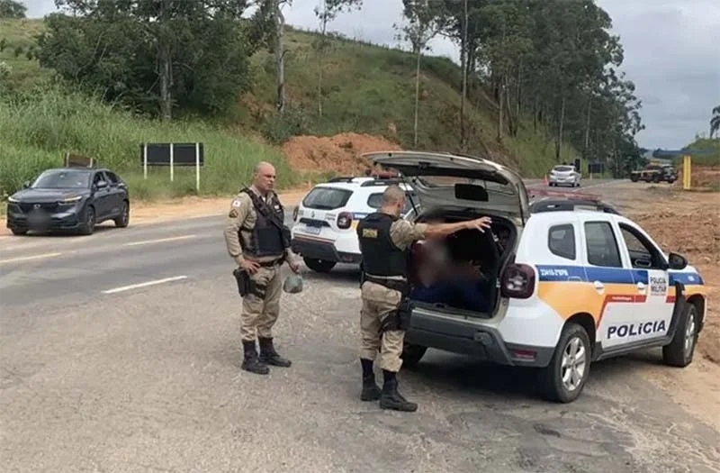 Polícia Militar prende quatro envolvidos em furtos de motos na região