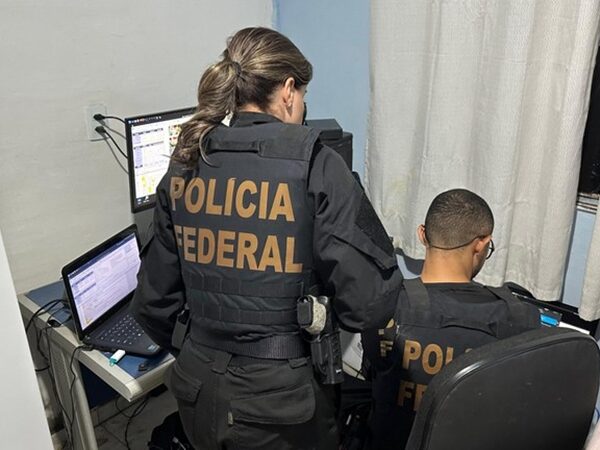 Operação da Polícia Federal contra abuso infantil cumpre mandados em cidades da região