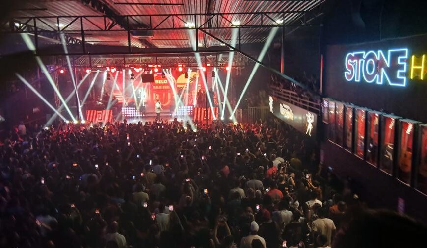 Show do Belo em Leopoldina é sucesso de público e consolida Stone House como referência em eventos na região