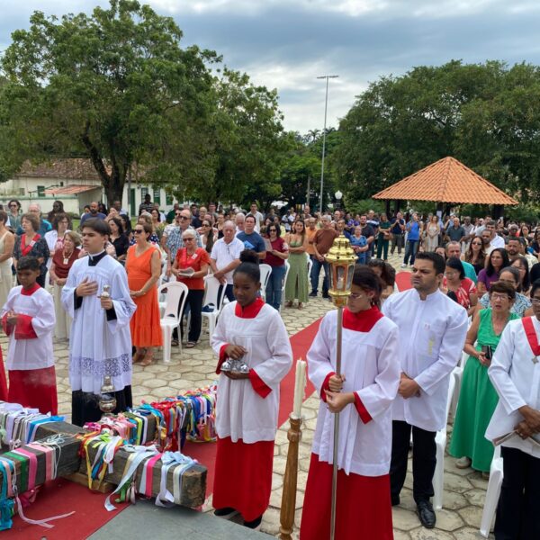 Festa da Cruz Queimada se encerra neste domingo com procissão e missa em Piacatuba