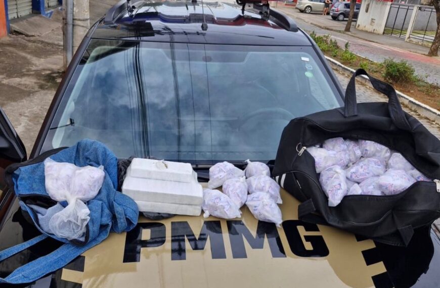 PM apreende mais de 3 mil pinos de cocaína e prende dois homens em Leopoldina