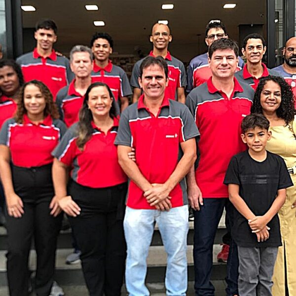Ferragens Primus inaugura nova loja em Leopoldina e celebra trajetória de crescimento dos irmãos Anzolin