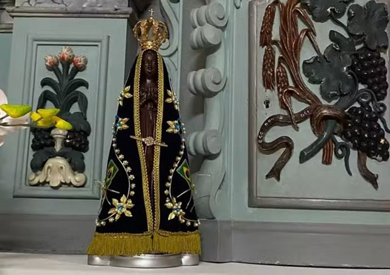 Imagem de Nossa Senhora Aparecida é furtada de capela em Pirapetinga
