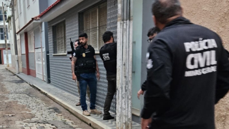 Grupo suspeito de aplicar golpes com site falso de doações é preso em Muriaé e Vila Velha