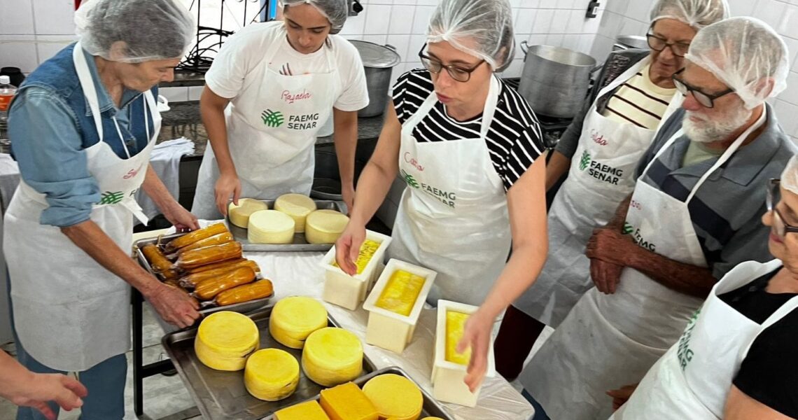 Curso de Queijos Especiais amplia oportunidades para produtores rurais de Leopoldina