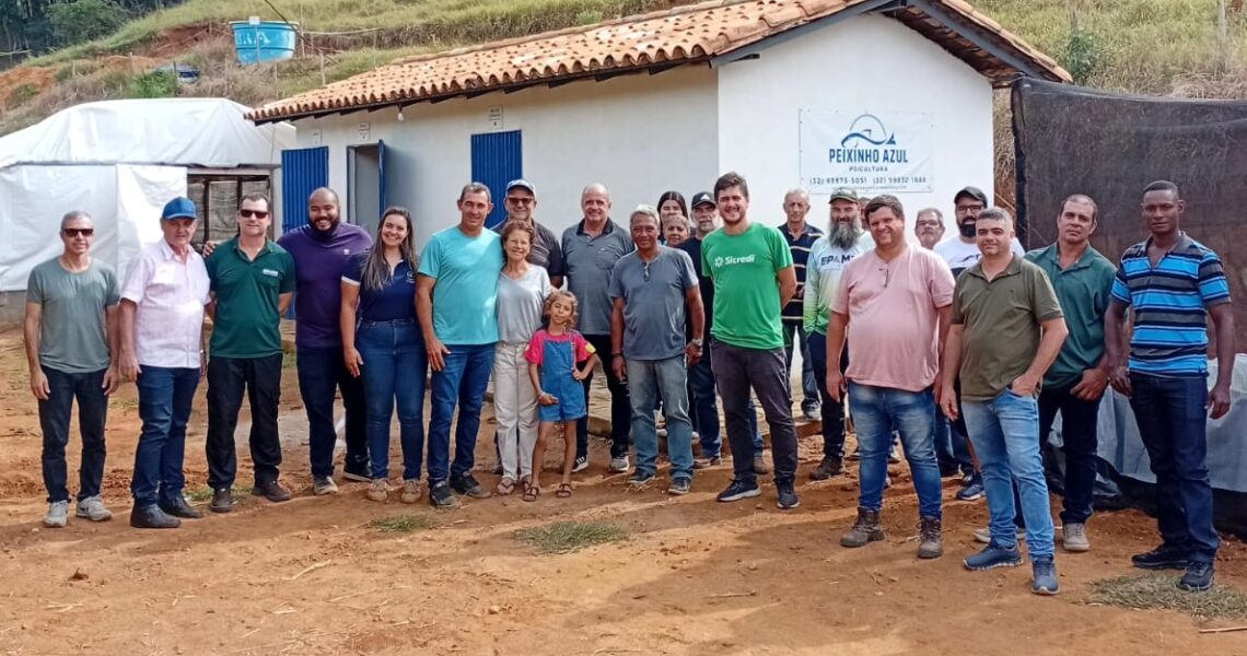 Coopleste articula projetos para diversificação agrícola e fomenta criação de peixes ornamentais e plantio de café conilon em Leopoldina