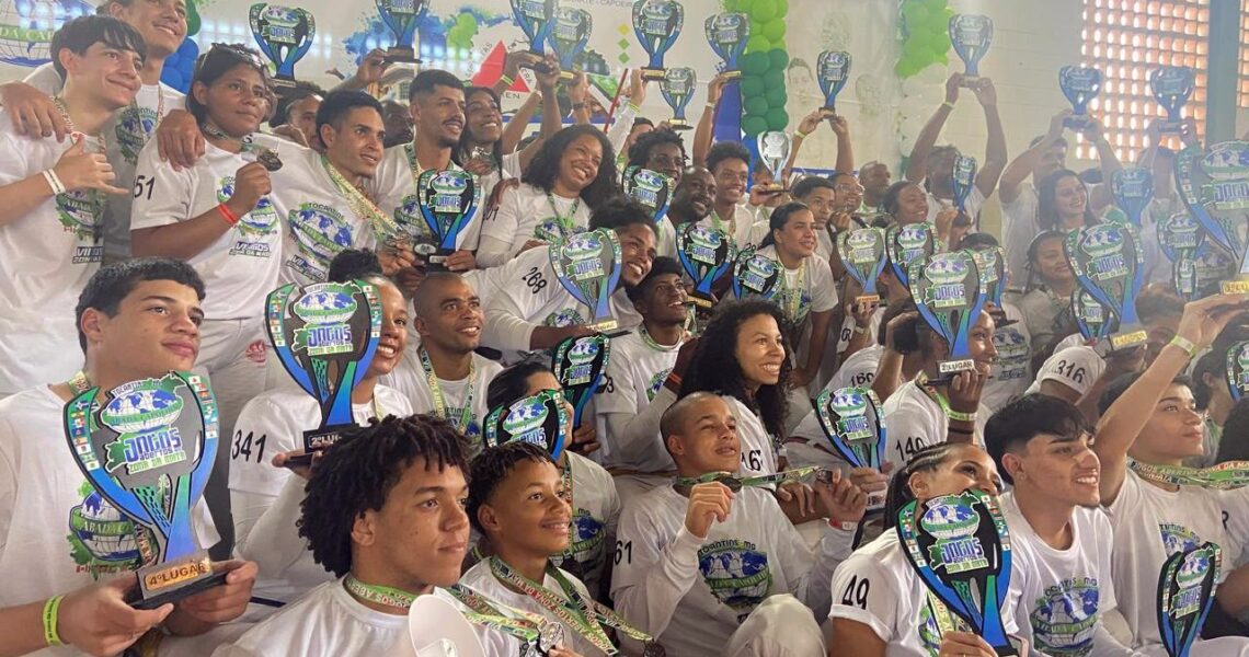Capoeiristas de Leopoldina conquistam títulos e se destacam nos Jogos Abertos da Zona da Mata