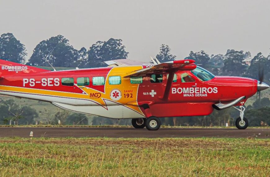 Paciente com queimaduras graves é transferido de avião após acidente em Recreio