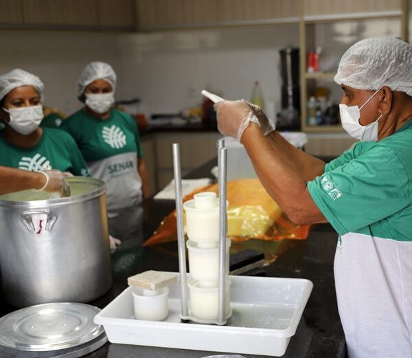 Expoleo terá oficinas gratuitas de derivados do leite e quitandas mineiras para produtores rurais