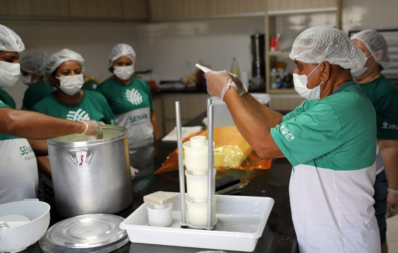 Expoleo terá oficinas gratuitas de derivados do leite e quitandas mineiras para produtores rurais