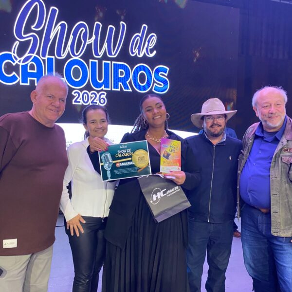 Cássia da Silva emociona o público e conquista Show de Calouros da 88ª Expoleo