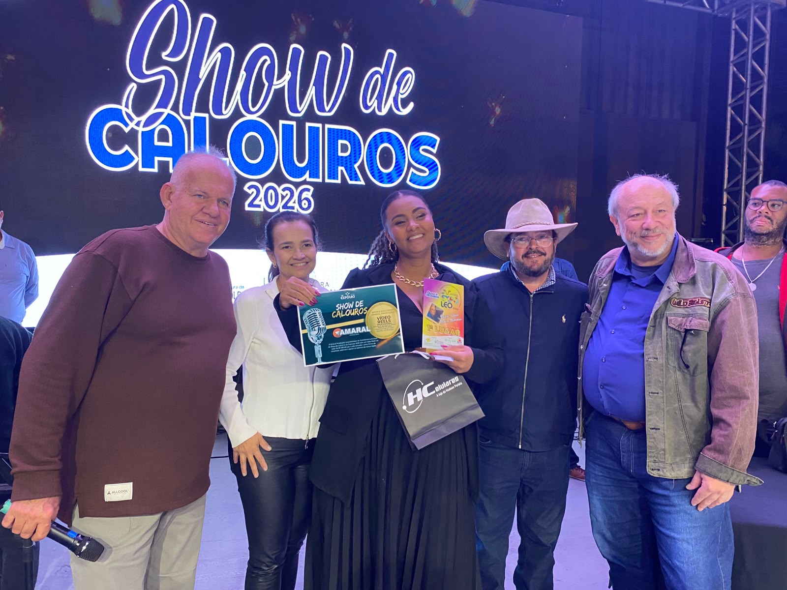 Cássia da Silva emociona o público e conquista Show de Calouros da 88ª Expoleo