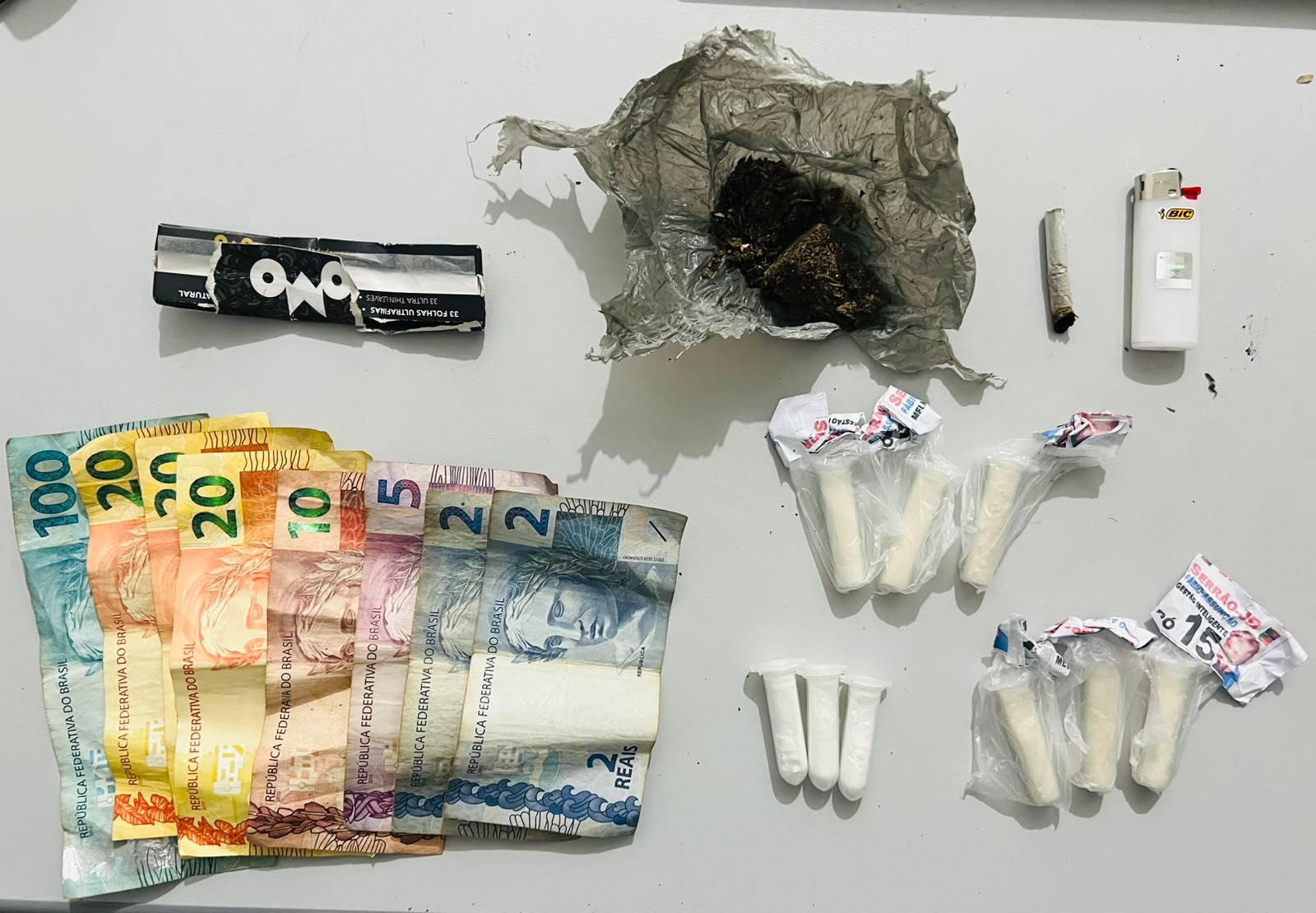 GCM apreende drogas e prende jovem durante patrulhamento na Exposição de Leopoldina
