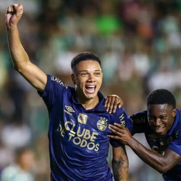 Fiorentina da Itália contrata zagueiro ubaense em negociação de cerca de R$ 100 milhões