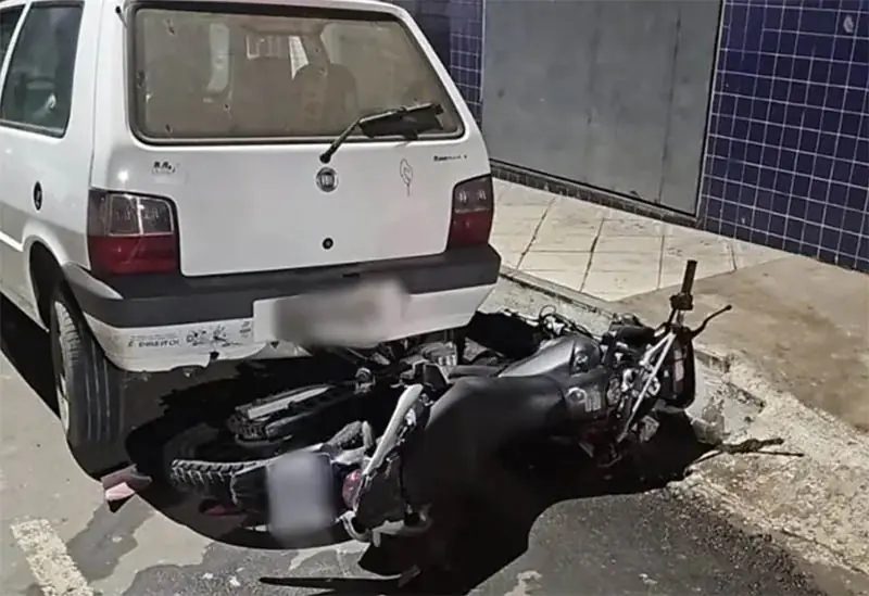 Criança morre após ser atropelada por moto no Centro de Piraúba