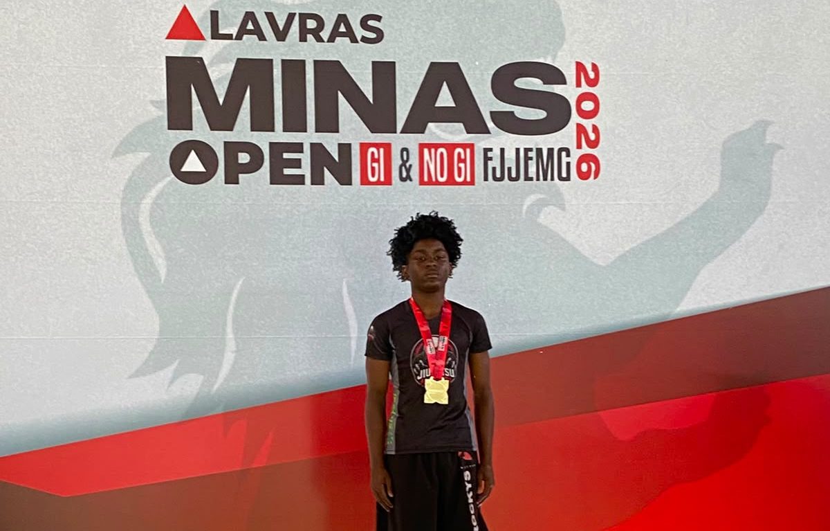 Jovem de Argirita vence por finalização e conquista dois títulos no Sul de Minas