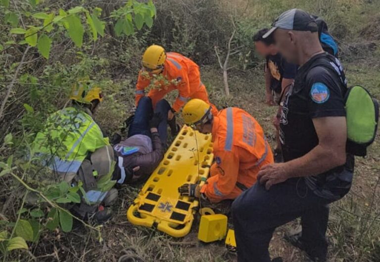 Homem fica ferido durante salto de voo livre no Morro do Cruzeiro em Leopoldina