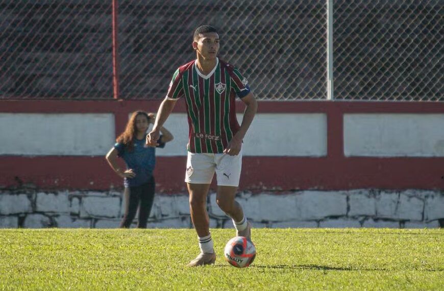 Zagueiro cataguasense é vendido ao futebol português