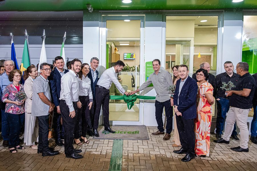 Sicredi amplia presença na Zona da Mata Mineira com inauguração de agências em Dona Euzébia e Divinésia