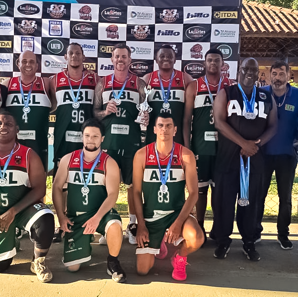 ABL Basquete Leopoldina vive maratona de jogos e bons resultados
