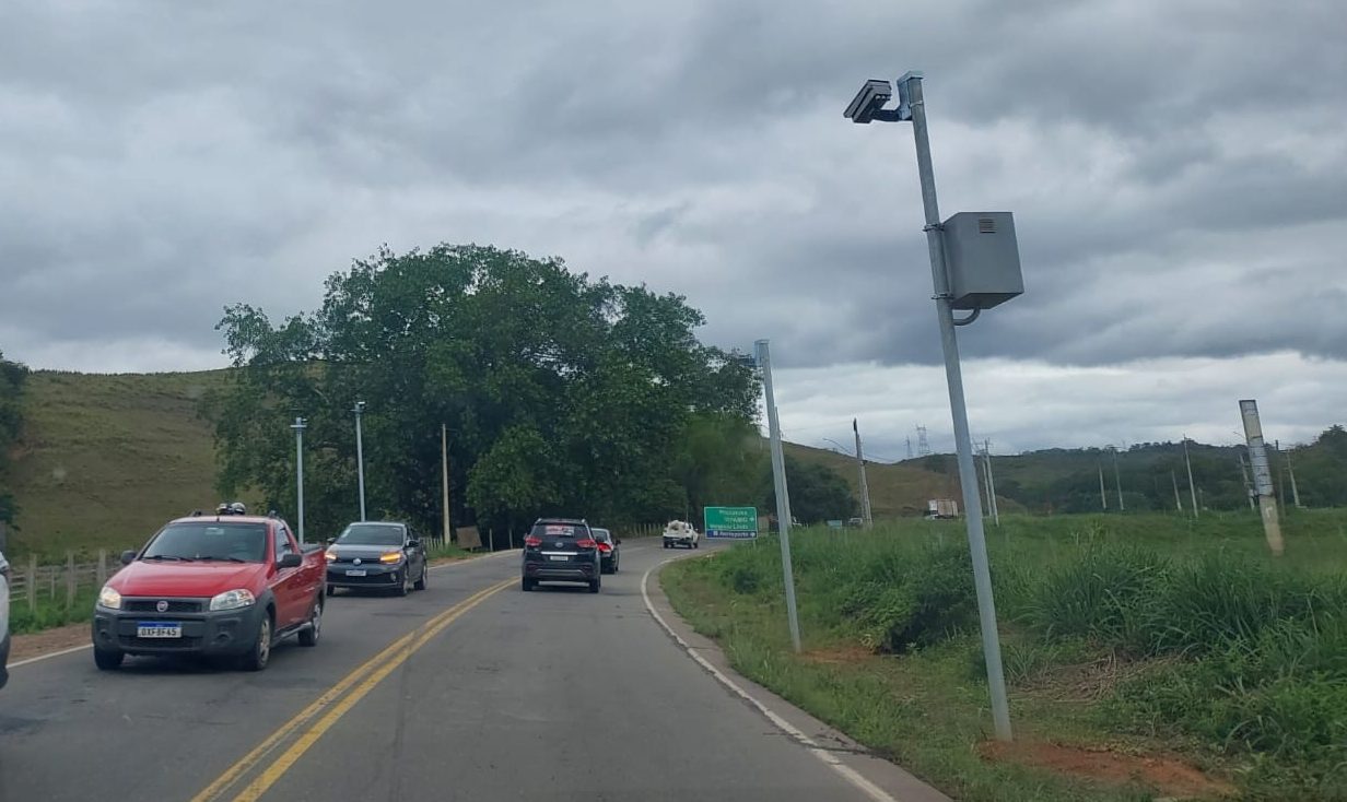 DER-MG instala dois radares na MGC-120 entre Leopoldina e Cataguases