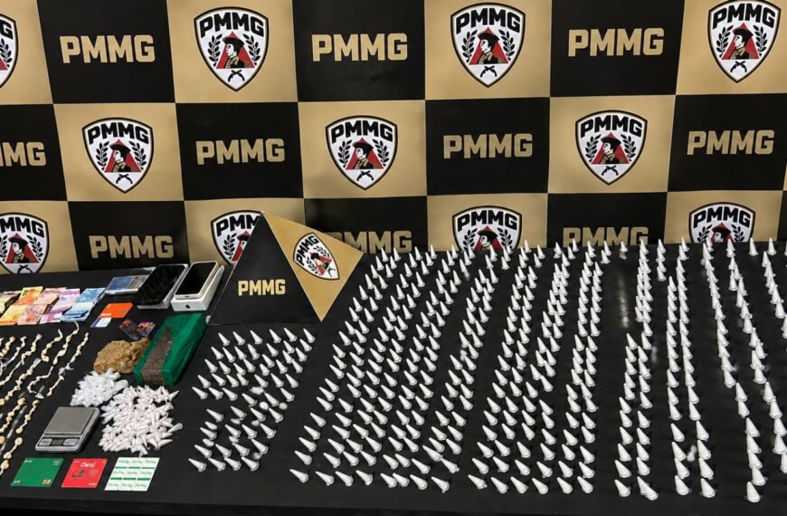 Adolescente é apreendido com 880 pinos de cocaína e crack em Mar de Espanha