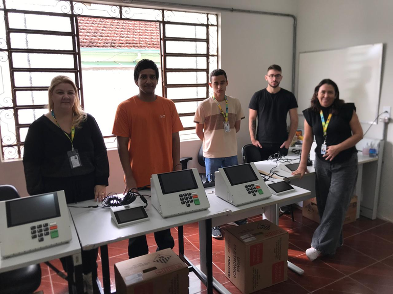 Justiça Eleitoral divulga edital sobre preparação e lacração das urnas para o segundo turno em Leopoldina