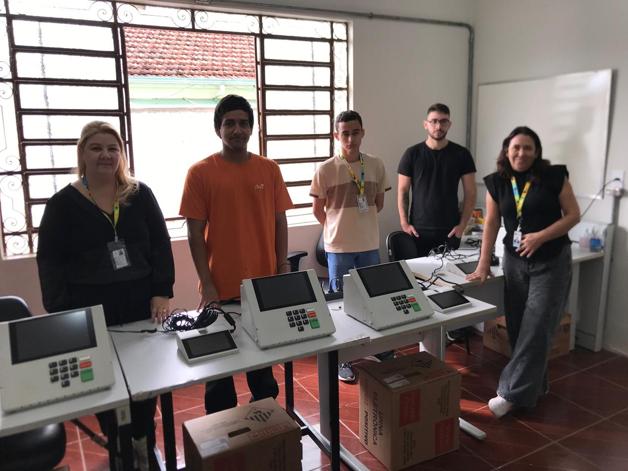 Leopoldina inicia preparação das urnas eletrônicas para as Eleições 2026