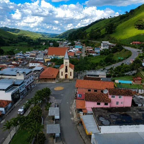 Justiça impede pagamento de R$ 1,8 milhão para shows em Santa Bárbara do Tugúrio